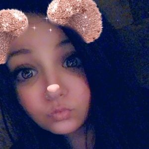 Meet your Posher, Meaghan